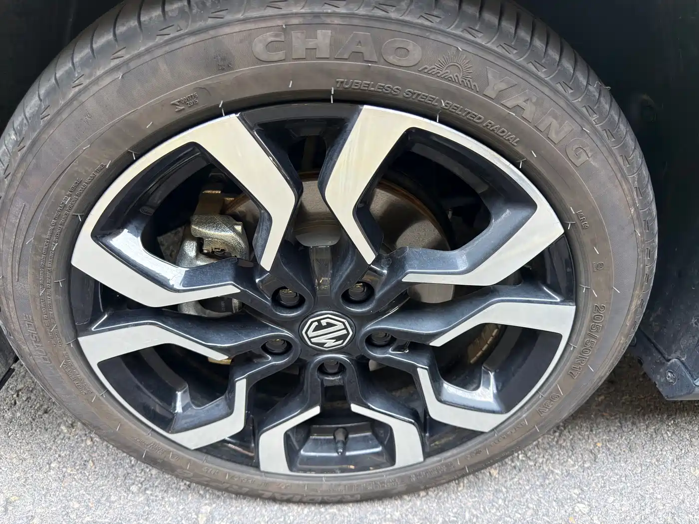 MG MG4 EV 2025 2025 Base Model