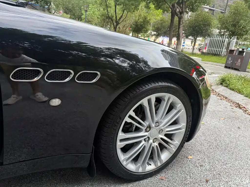 Maserati Quattroporte 2010 2010 4.7L Executive Edition