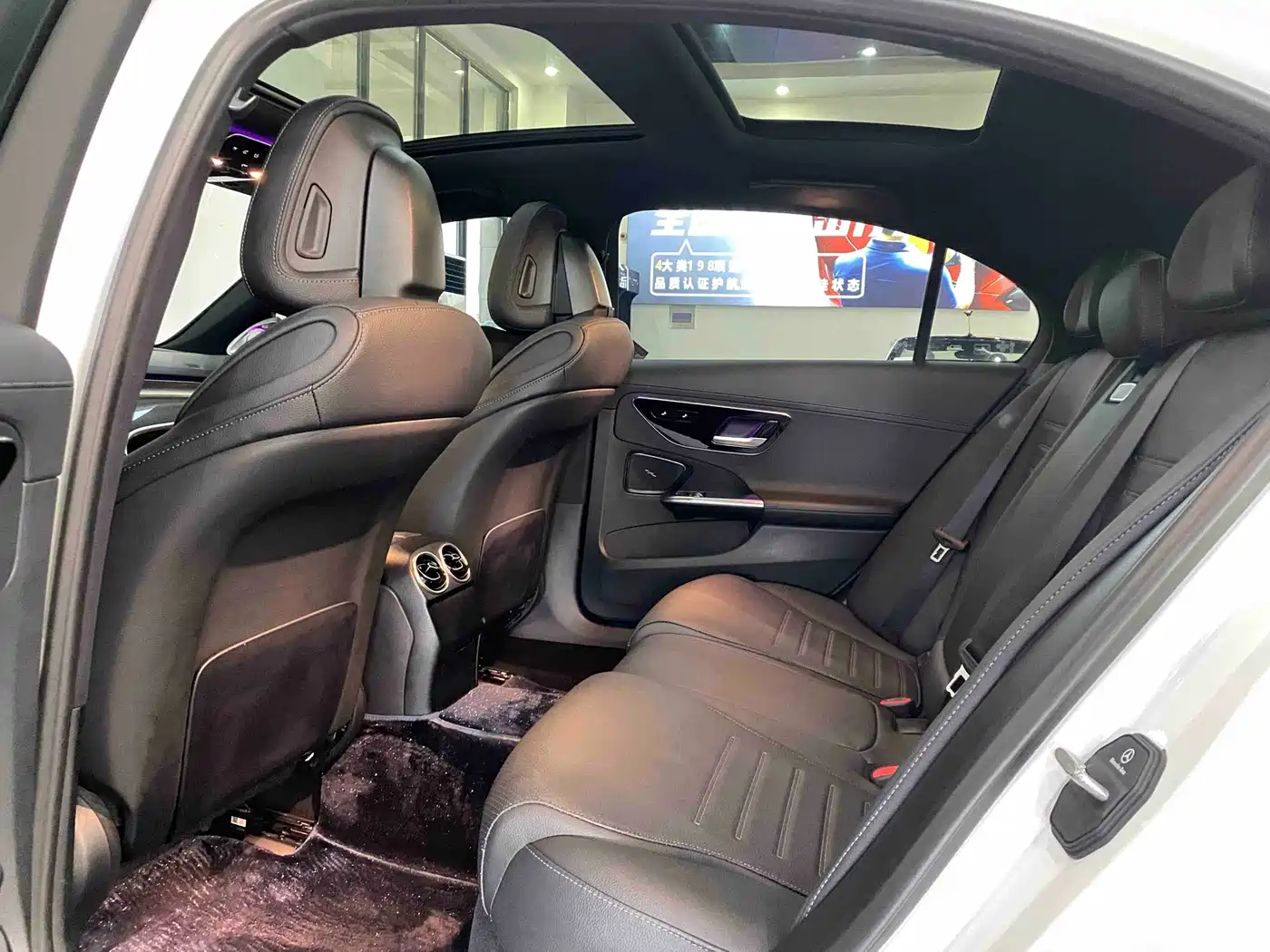 Mercedes-Benz C-Class 2024 C 260 L Sport фото 13