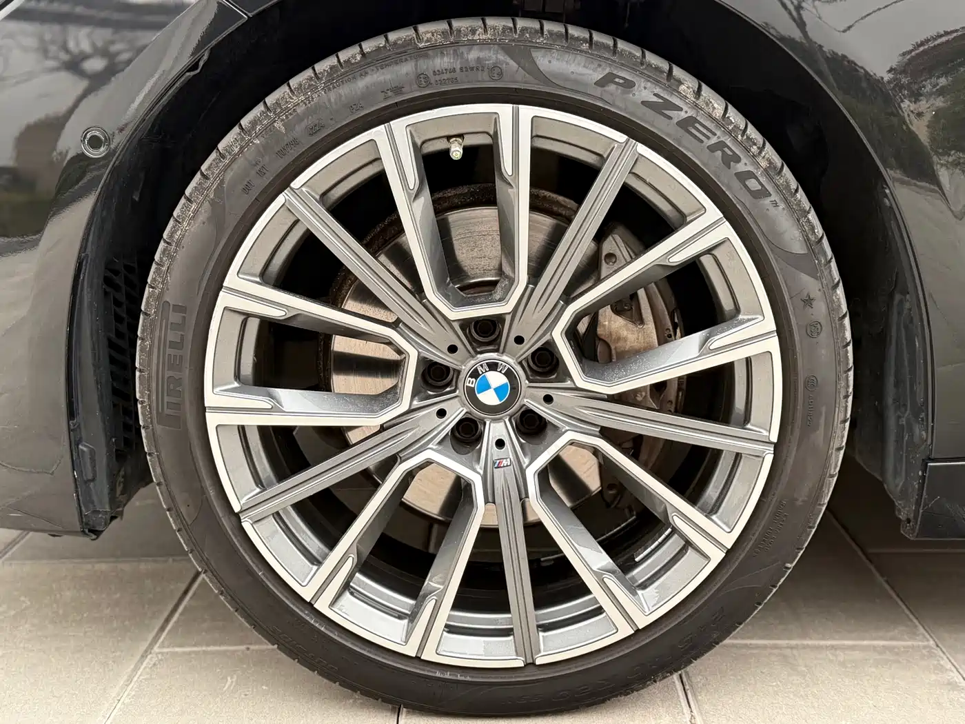 BMW 7 Series 2021 Model 740Li xDrive Executive M Sport Package фото 36
