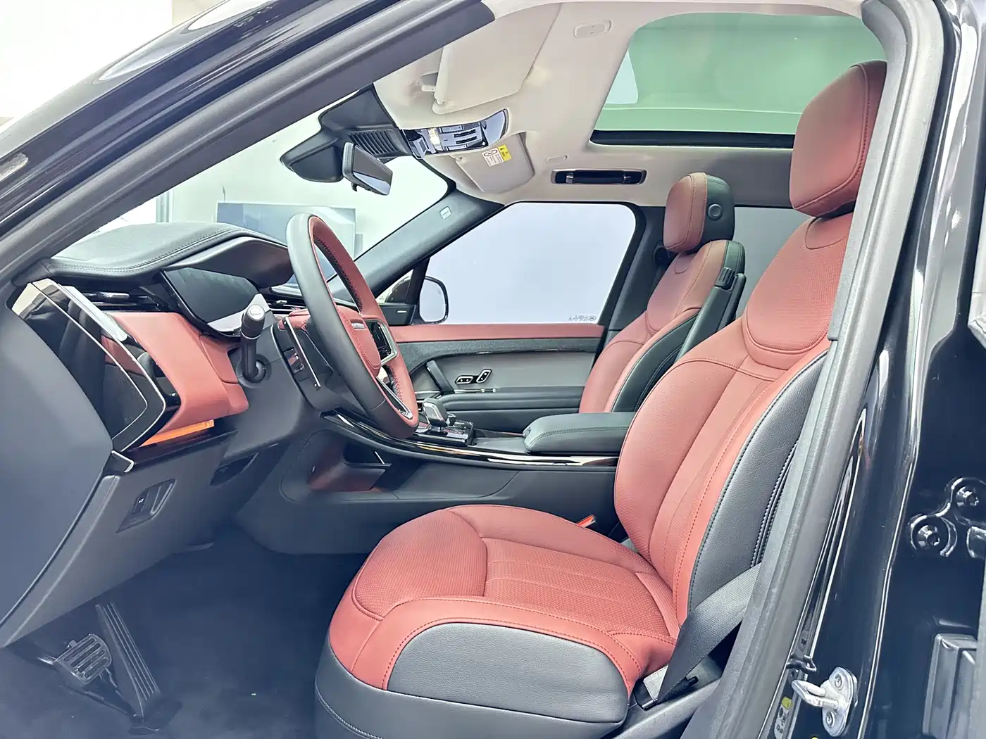 Land Rover Range Rover Sport 2023 360PS S фото 9