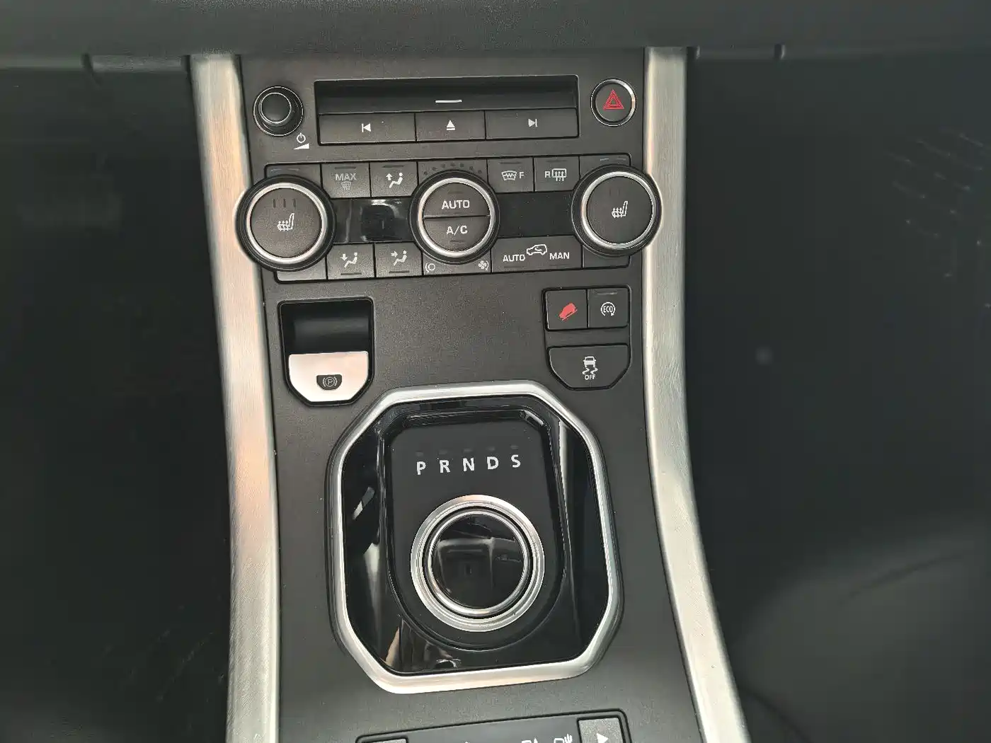 Land Rover Range Rover Evoque (Import) 2014 2.0T 5-door Brilliance Premium фото 8