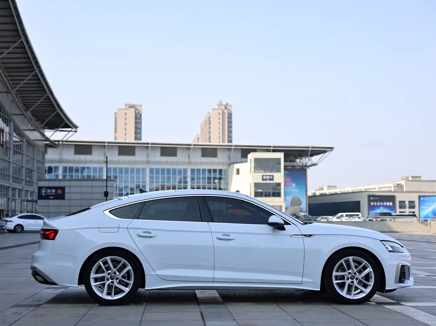 AUDI A5 (IMPORT)