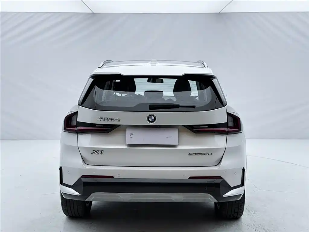 BMW X1 2023 sDrive20Li X Design Package фото 5