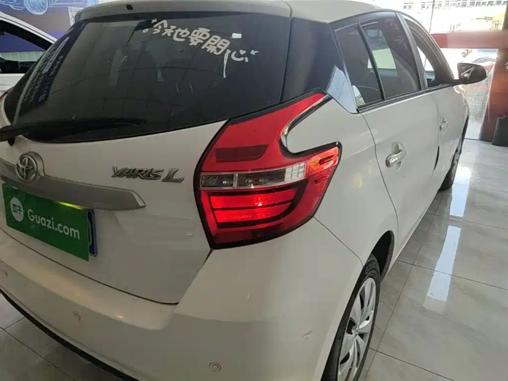 Toyota YARiS L Zhi Xuan 2016 Facelift 1.5E CVT Charming Edition фото 8