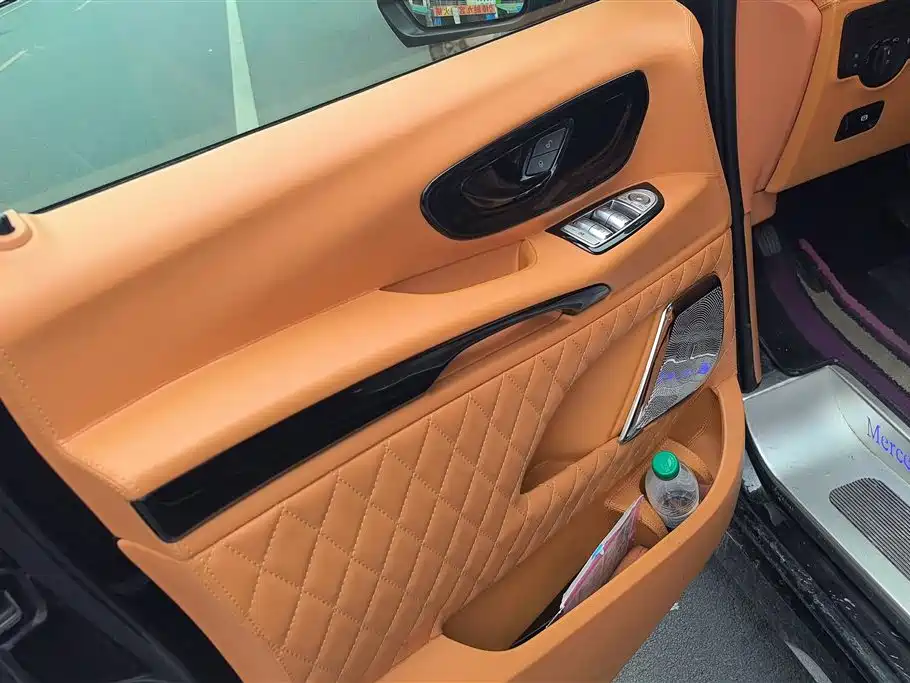 Mercedes-Benz Vito 2021 2.0T Elite 7-Seater фото 7