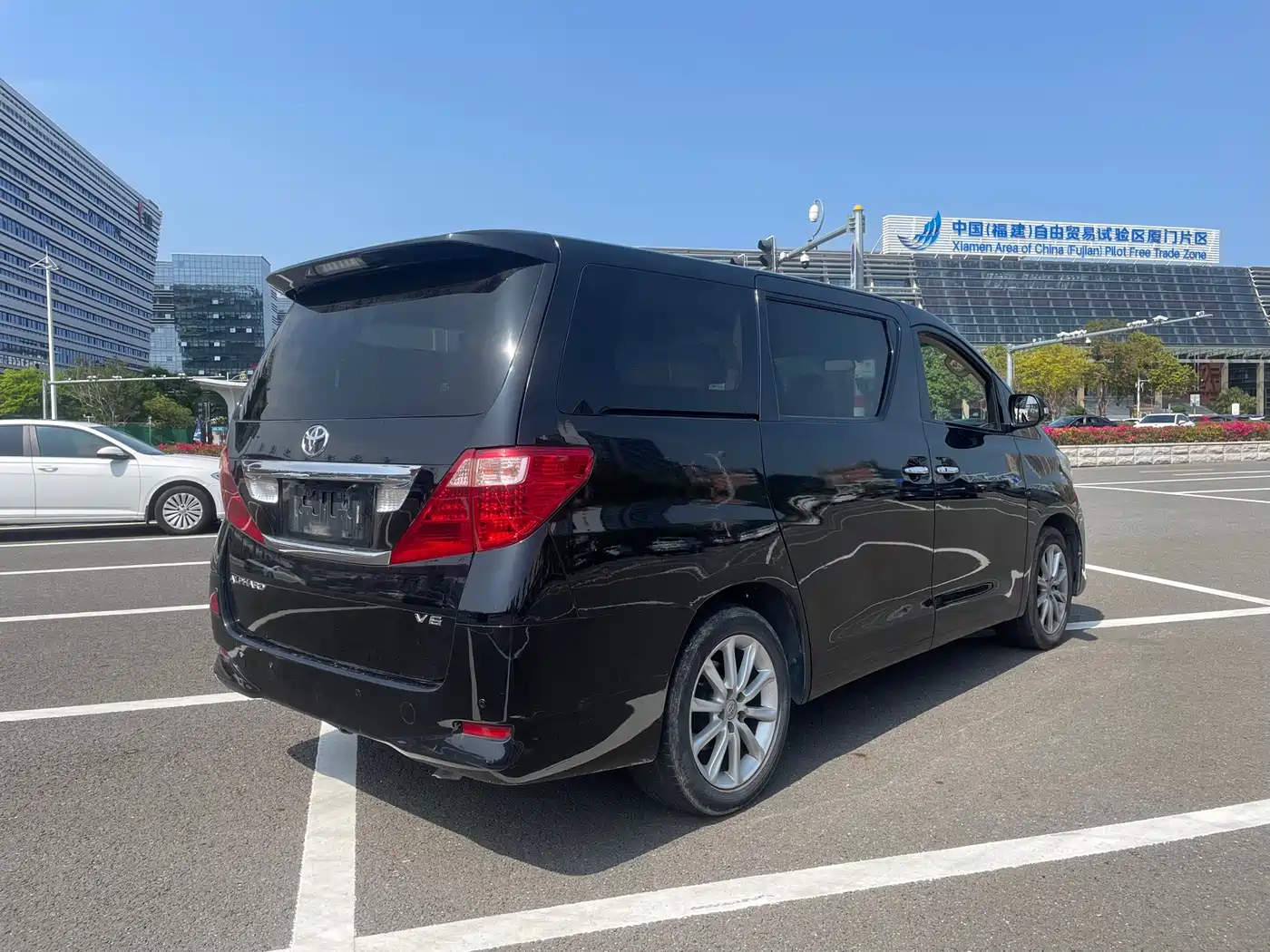 Toyota Alphard 2012 3.5L Luxury Edition фото 8
