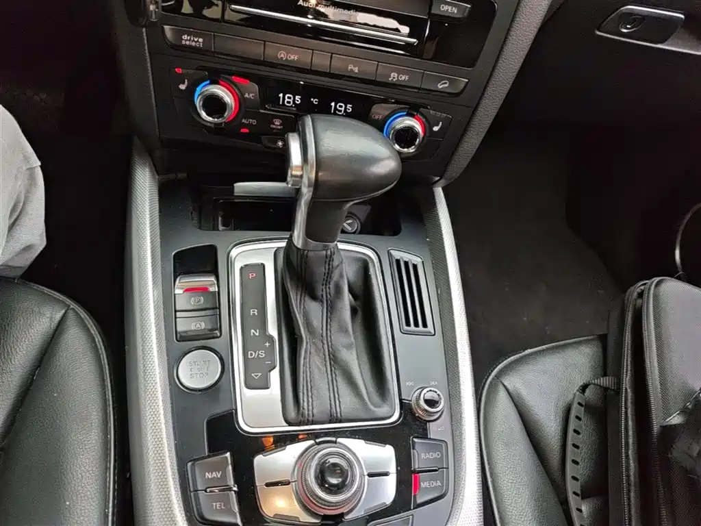 Audi Q5 (Import) 2013 45 TFSI quattro Sport фото 21