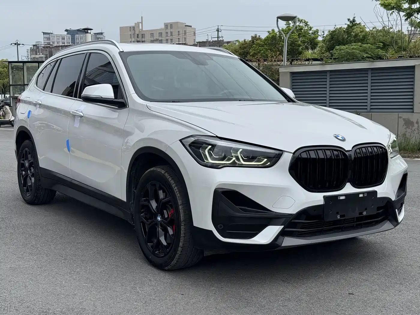 BMW X1 2022 sDrive25Li Leading фото 2