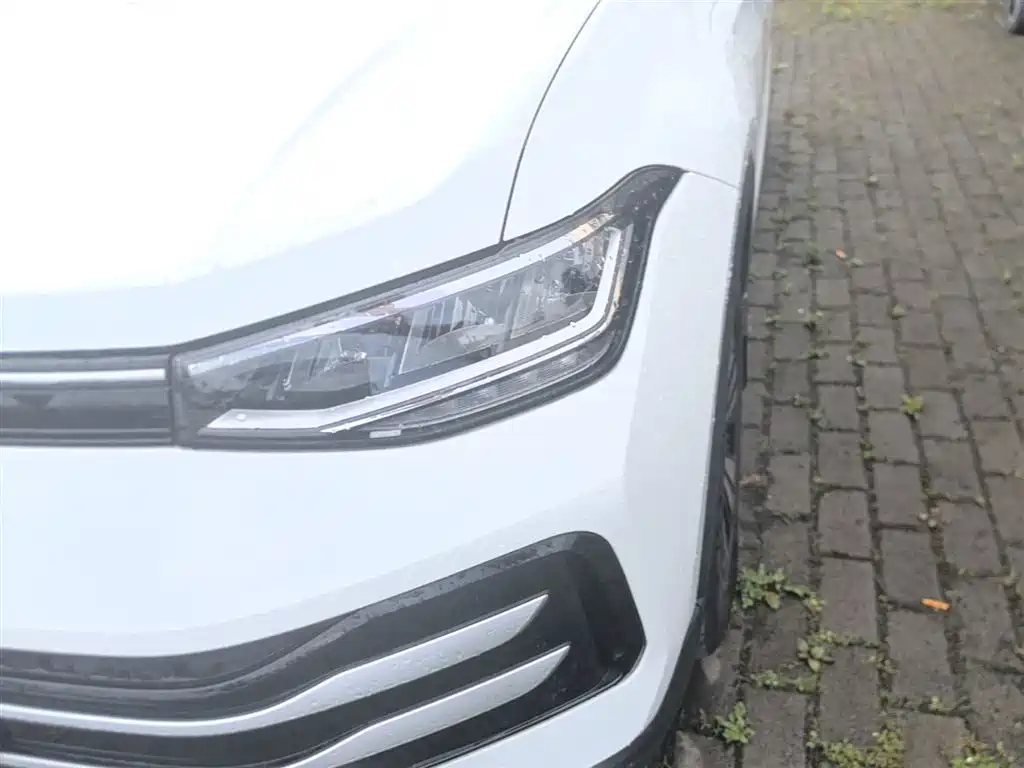 Volkswagen Tharu 2025 Model Rising Star 1.5L Advance Edition фото 18