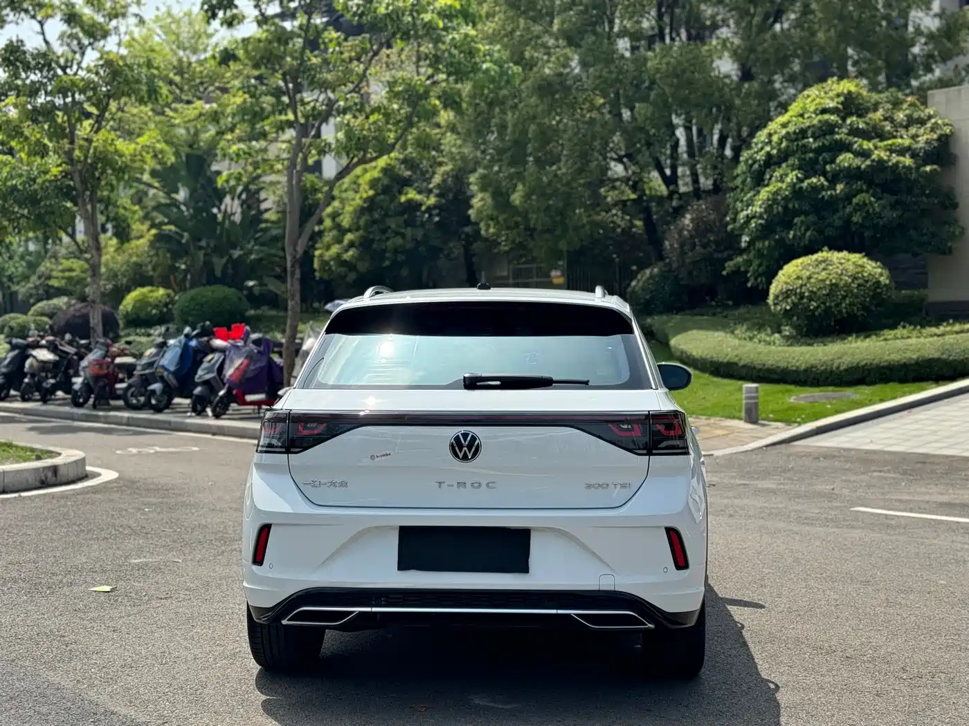 VOLKSWAGEN T-ROC EXPLORING SONGS