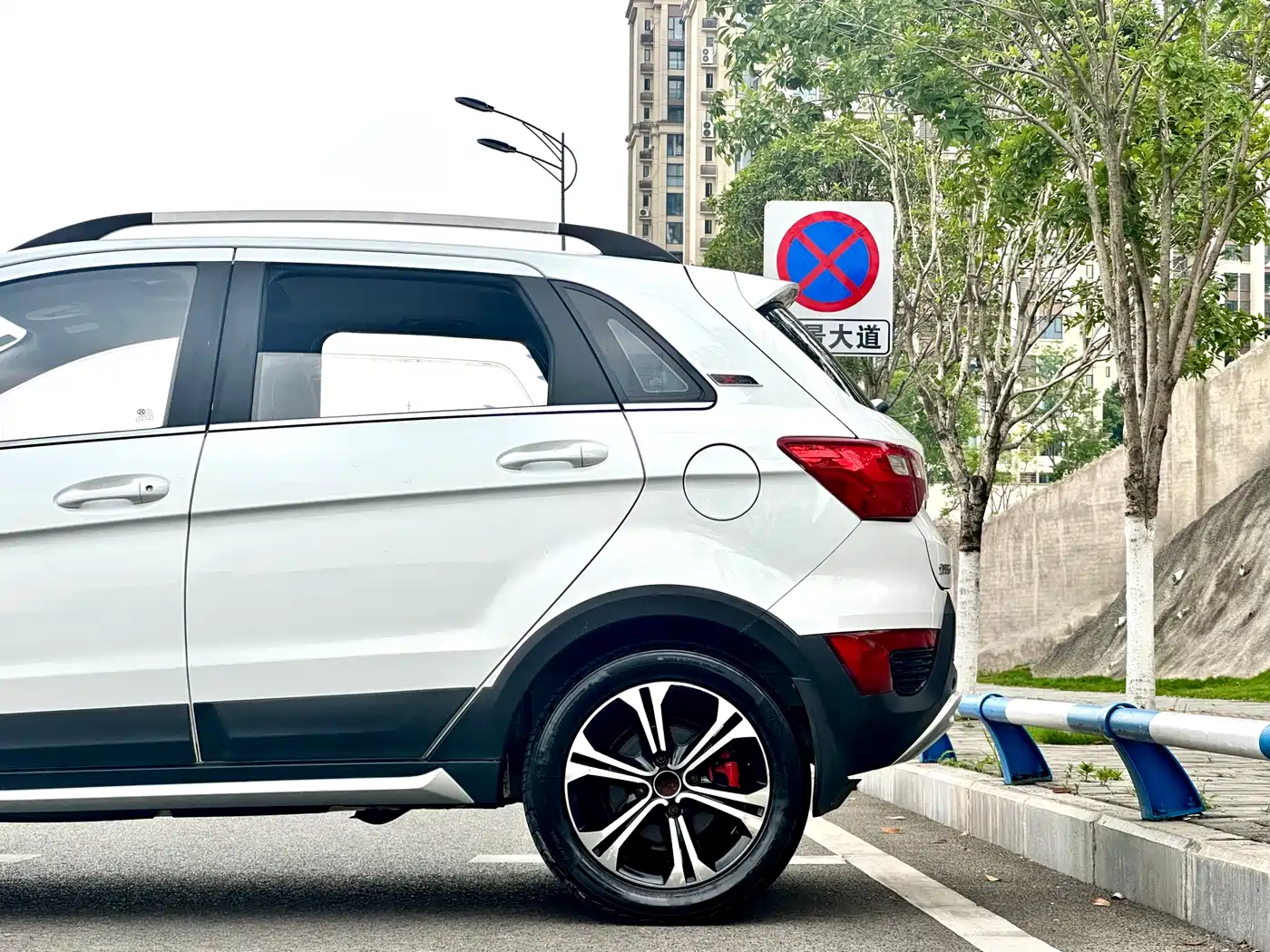 BAIC Senova X25 2016 2015 1.5L Manual Elite Type