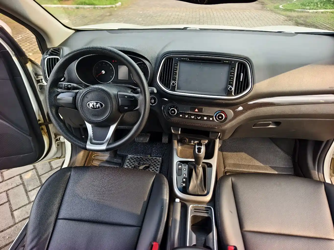 Kia KX3 Smart Run 2015 1.6L Automatic 2WD DLX фото 14