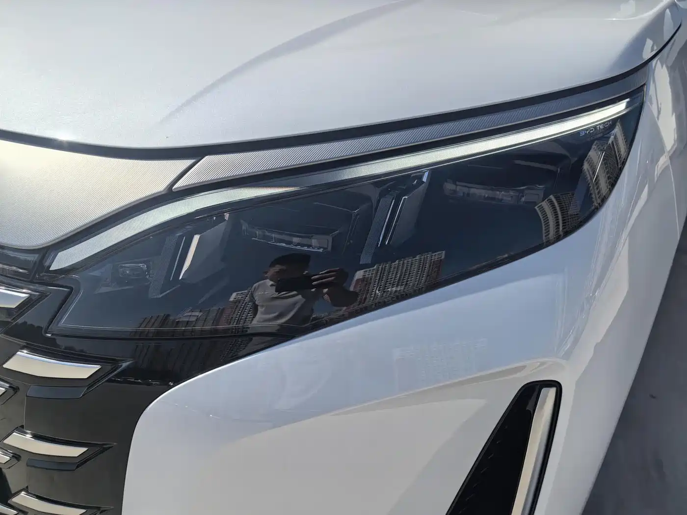BYD Xia 2025 2025 DM-i 1.5T 180km Excellence