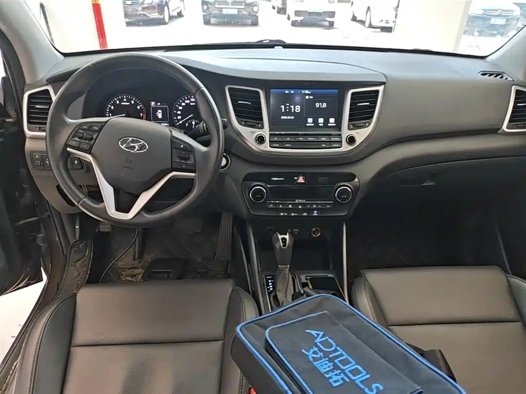 Hyundai Tucson 2015 1.6T Dual Clutch 2WD Smart фото 6