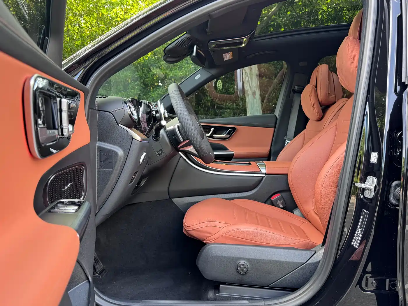 Mercedes-Benz GLC 2024 Facelift GLC 300 L 4MATIC Sport 5-seater фото 7