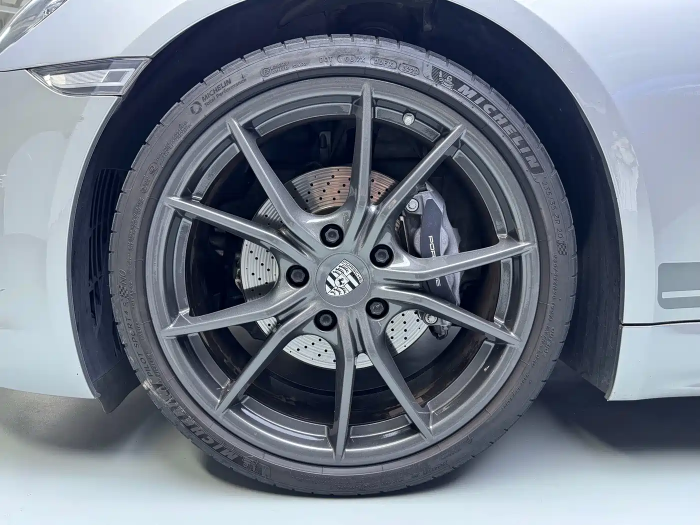 Porsche 718 2019 Boxster T 2.0T фото 5