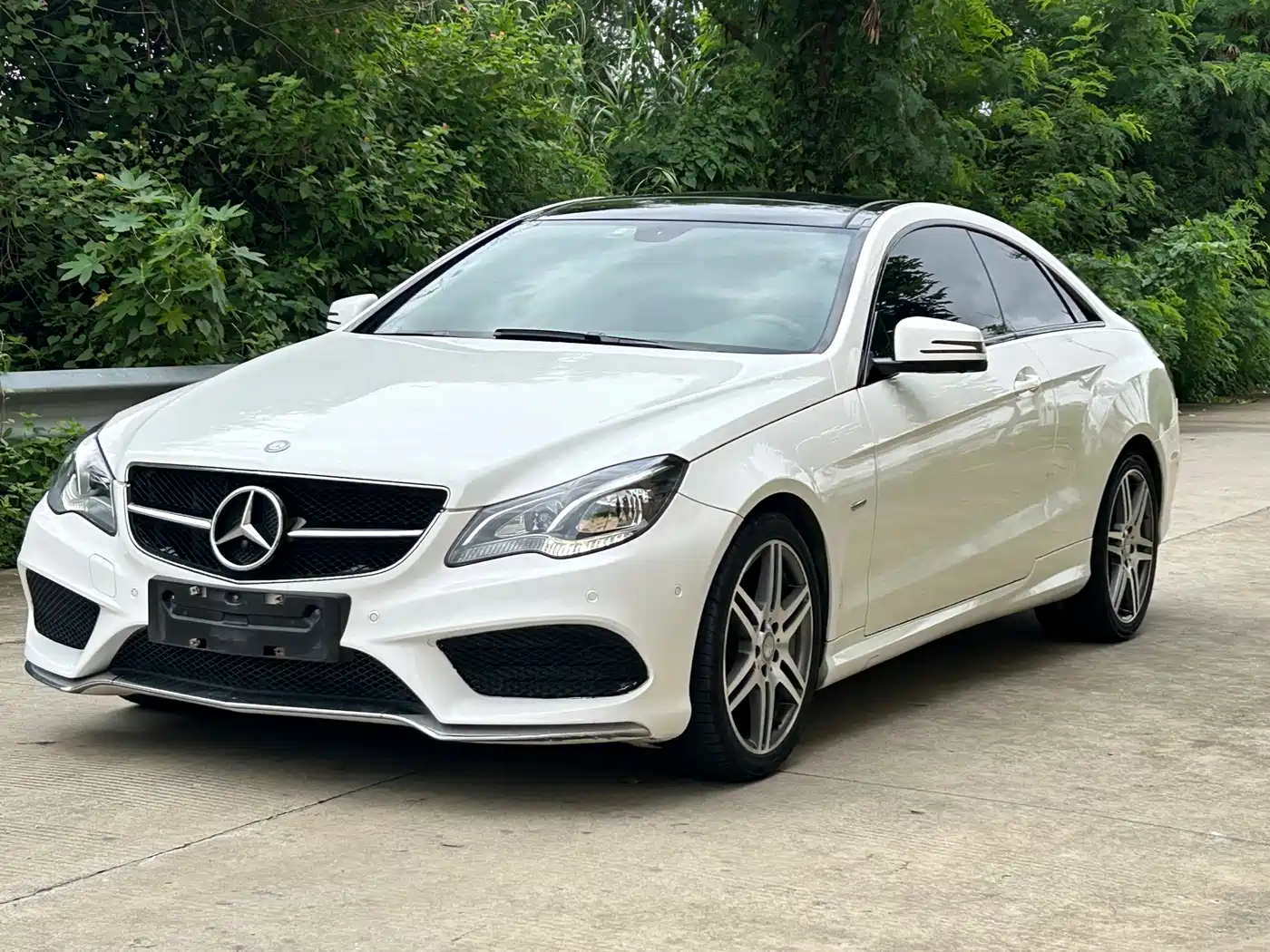 MERCEDES-BENZ E CLASS