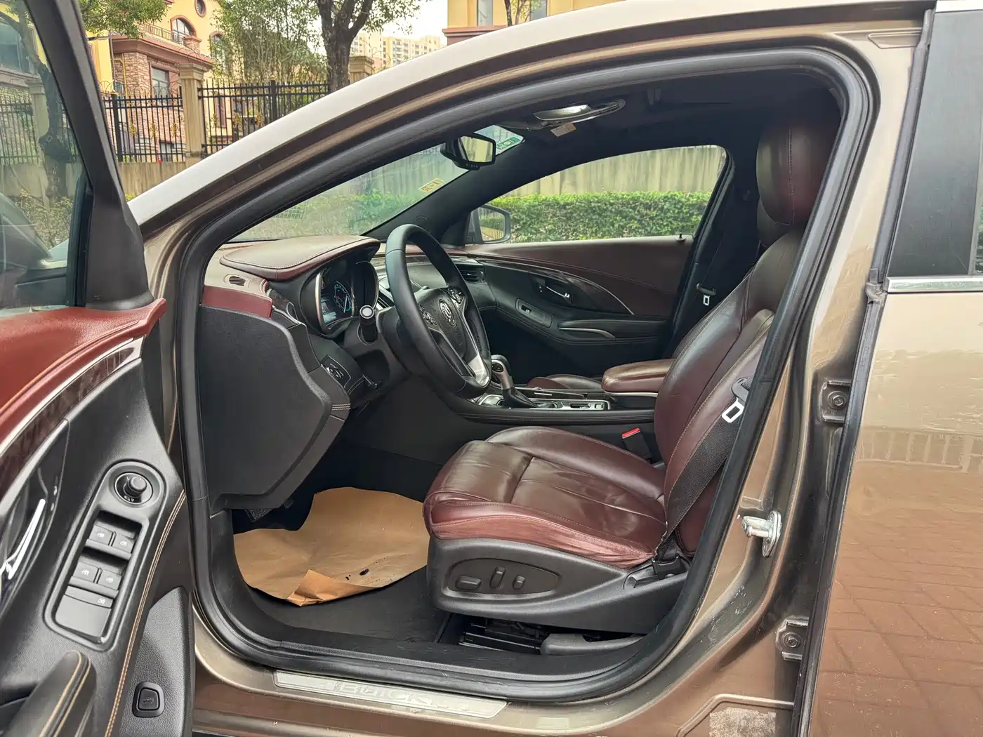Buick LaCrosse 2013 2.4L SIDI Luxury Comfort фото 11