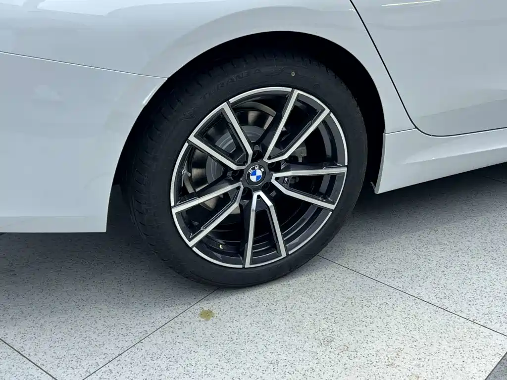 BMW 3 Series 2026 2026 325Li M Sport Package