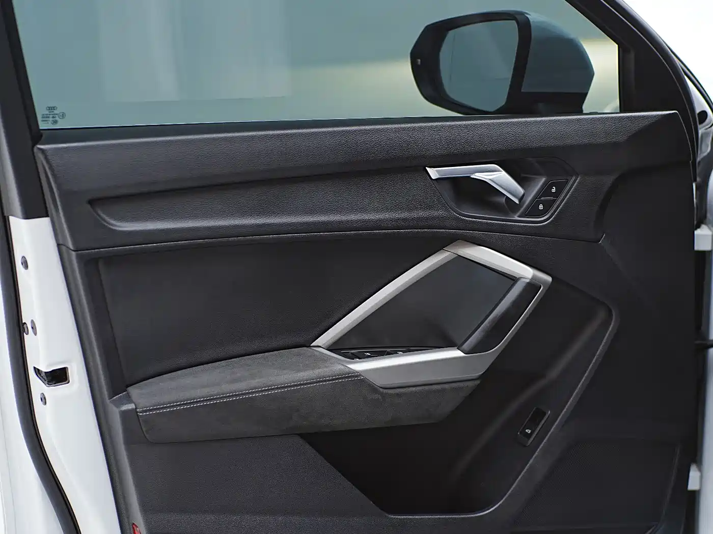 Audi Q3 2022 35 TFSI Fashion Dynamic фото 25