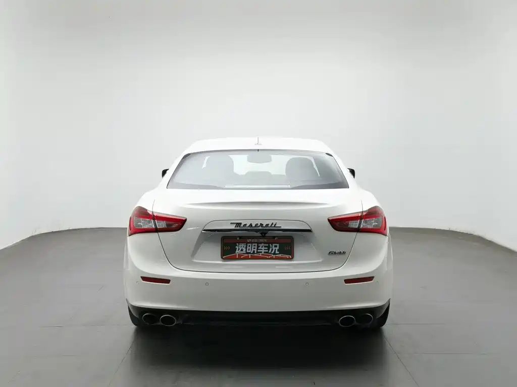 Photo 4 - Maserati Ghibli