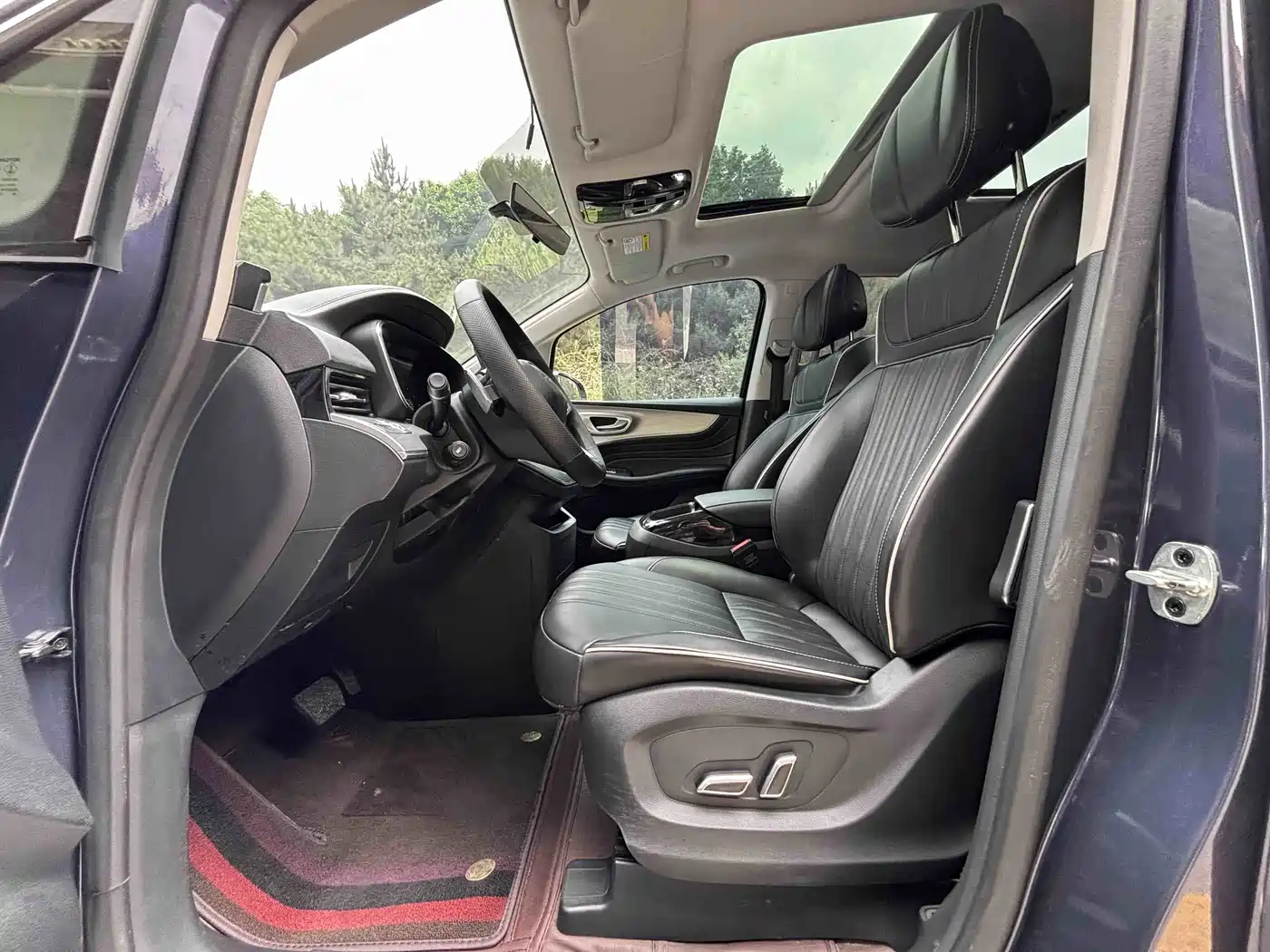 Roewe iMAX8 2021 2021 400TGI Flagship