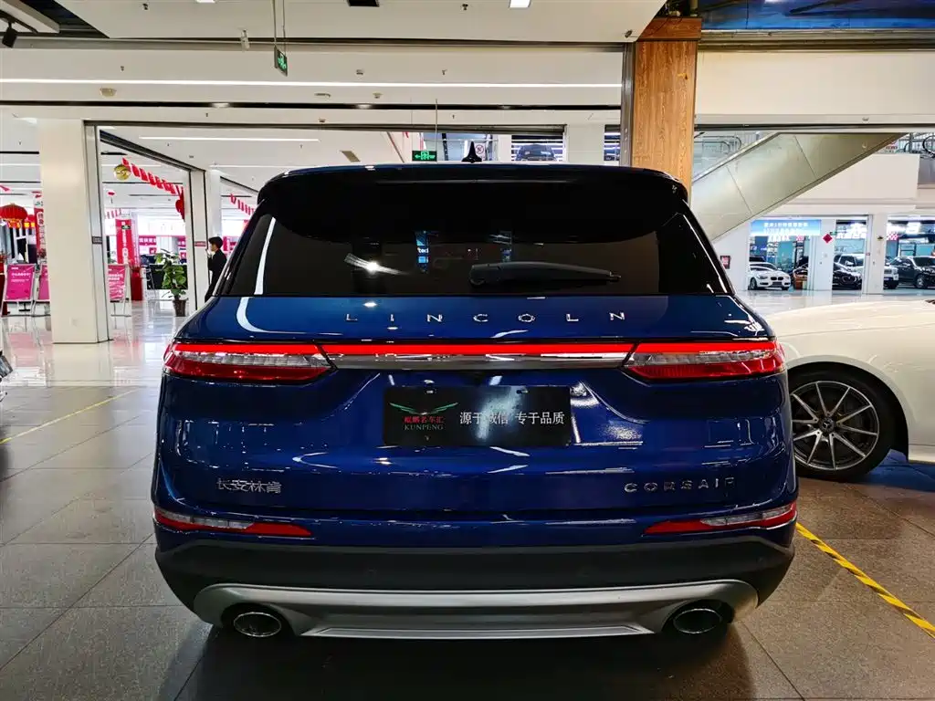 LINCOLN ADVENTURER