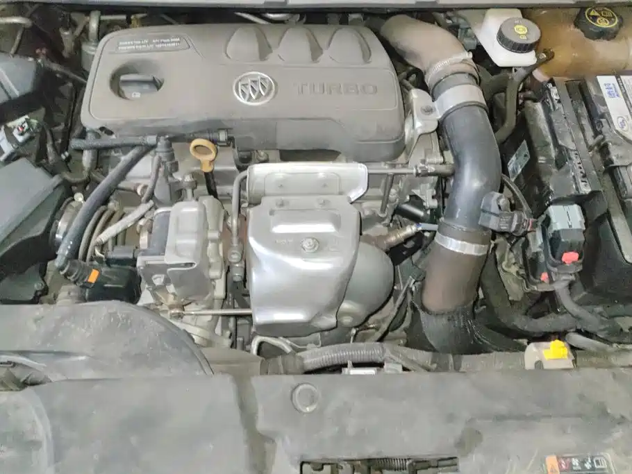 Buick GL6 2022 2021 323T Mild Hybrid Connected Luxury