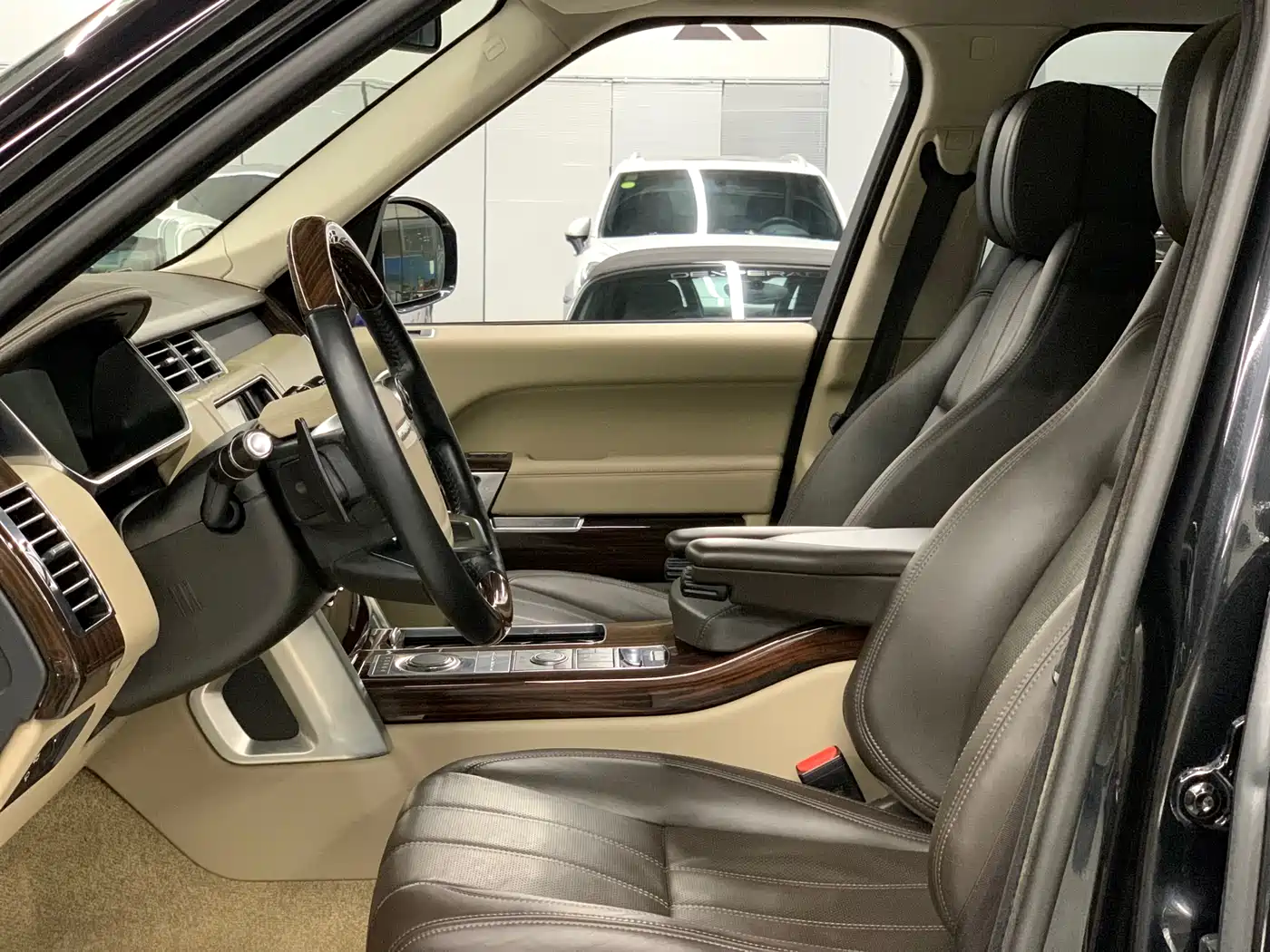 Land Rover Range Rover 2013 5.0 SC V8 AB Ultimate Genesis Edition фото 6
