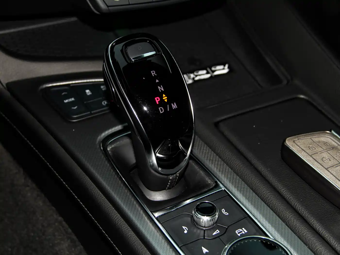 Cadillac CT5 2024 28T Luxury Model Pro фото 5