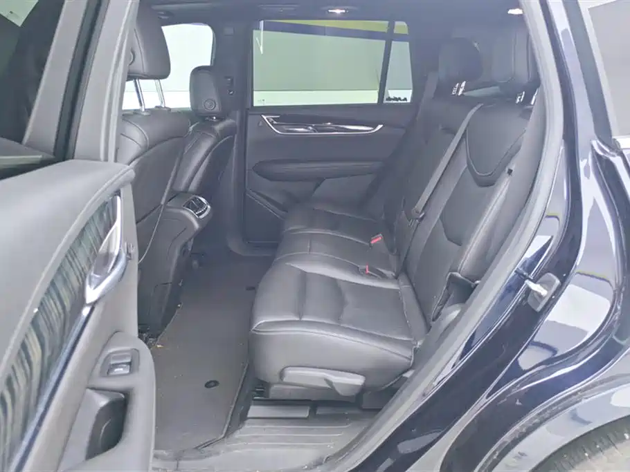 Cadillac XT6 2022 2.0T 7-Seater 2WD Luxury Edition фото 11