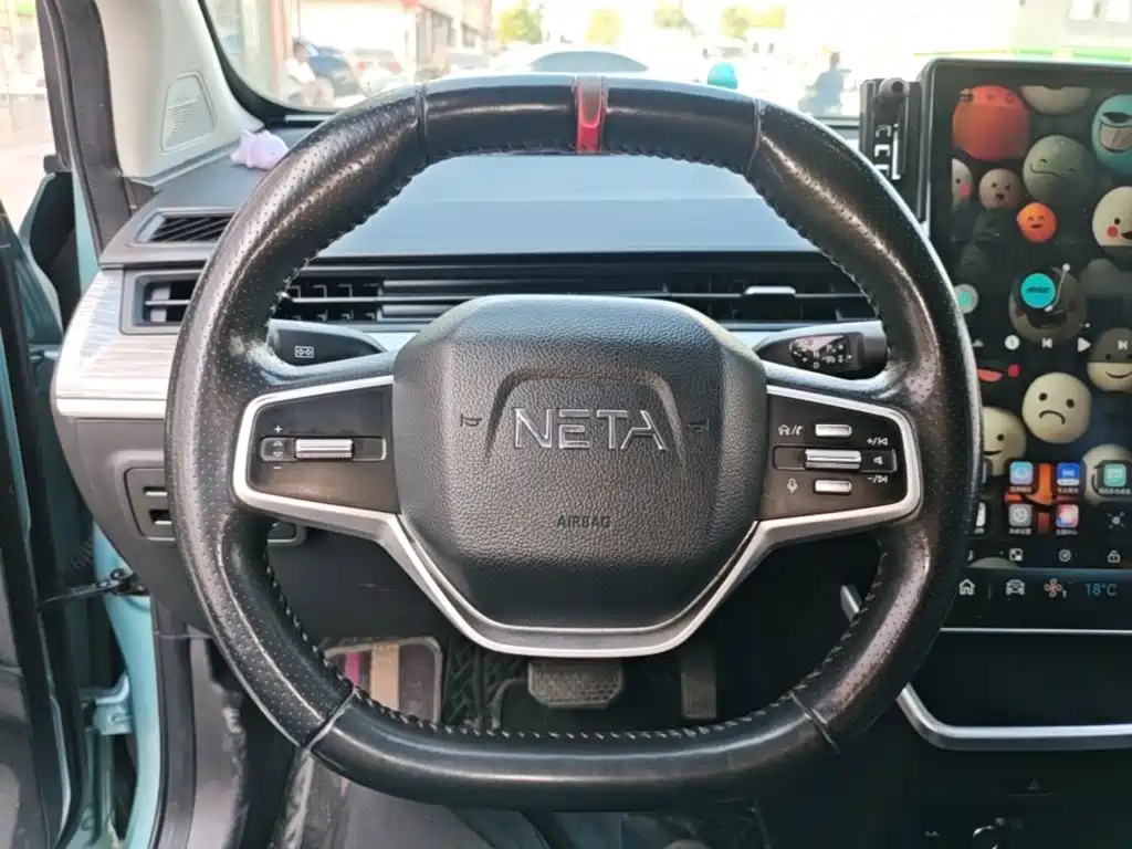 Nezha Auto Nezha V 2023 2022 Trend 400 Lite