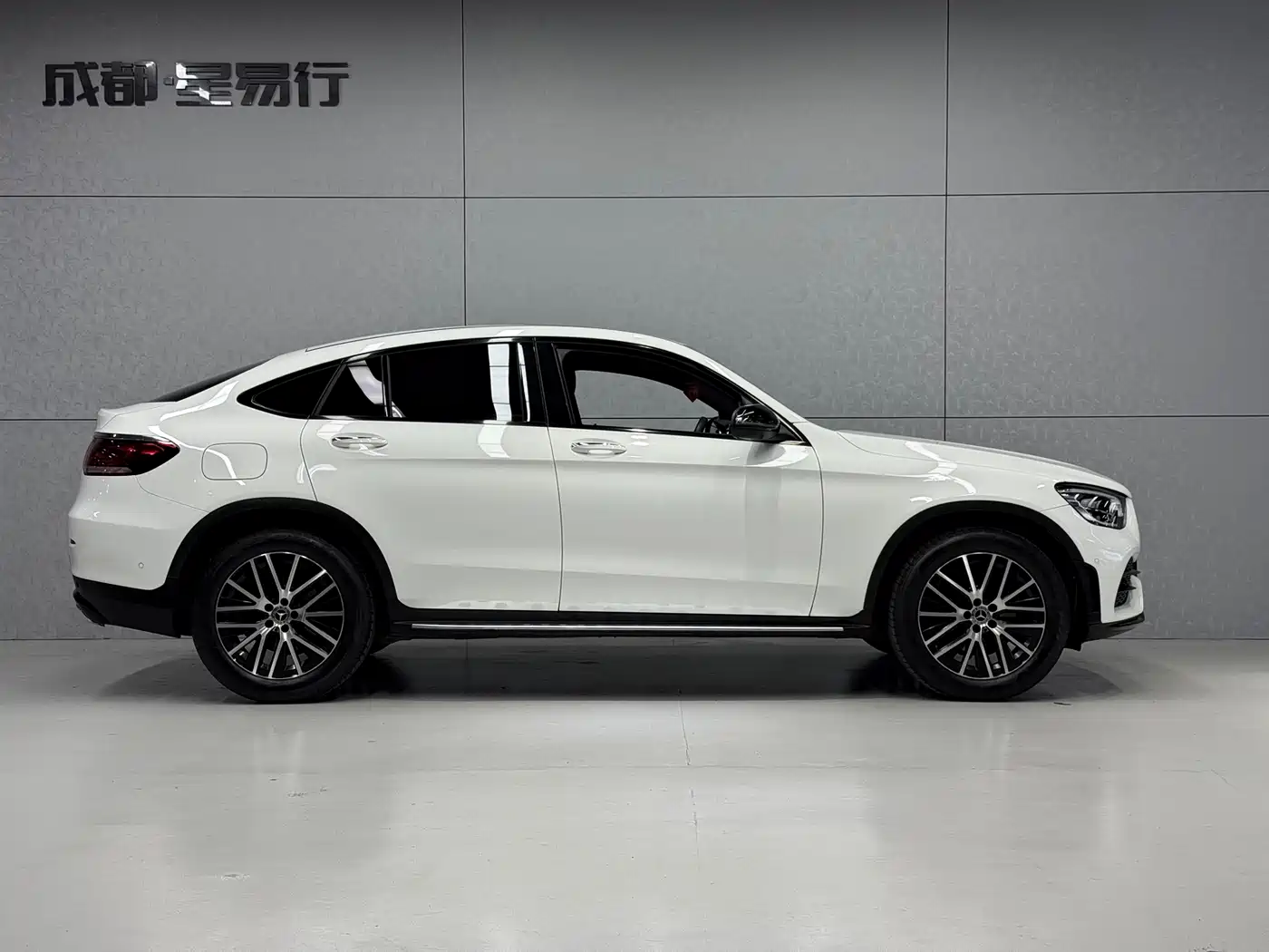 Mercedes-Benz GLC Coupe 2021 GLC 300 4MATIC Coupe SUV фото 7