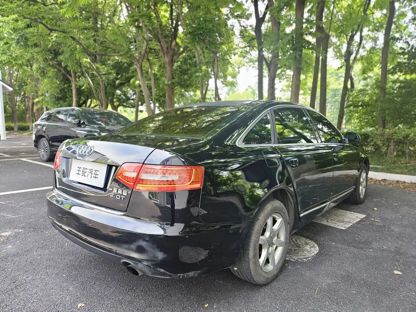 Audi A6L 2010 2.0 TFSI Automatic Standard фото 2