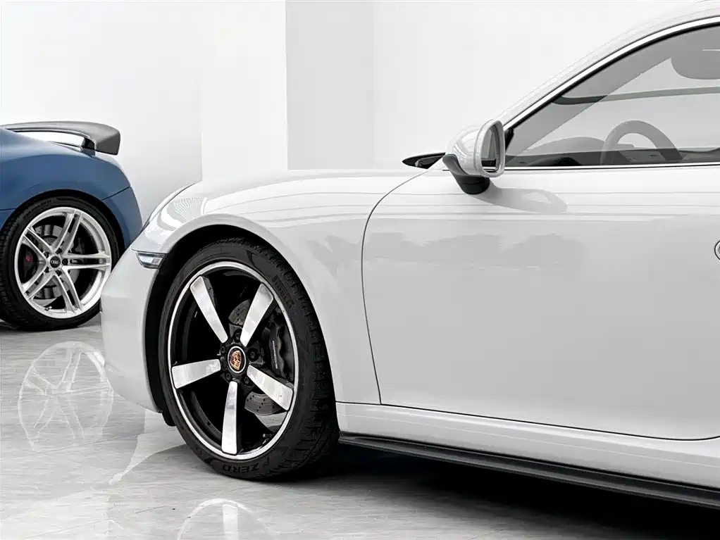 Porsche 911 2015 Carrera 3.4L Style Edition фото 8