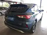 Photo 7 - Ford Escape