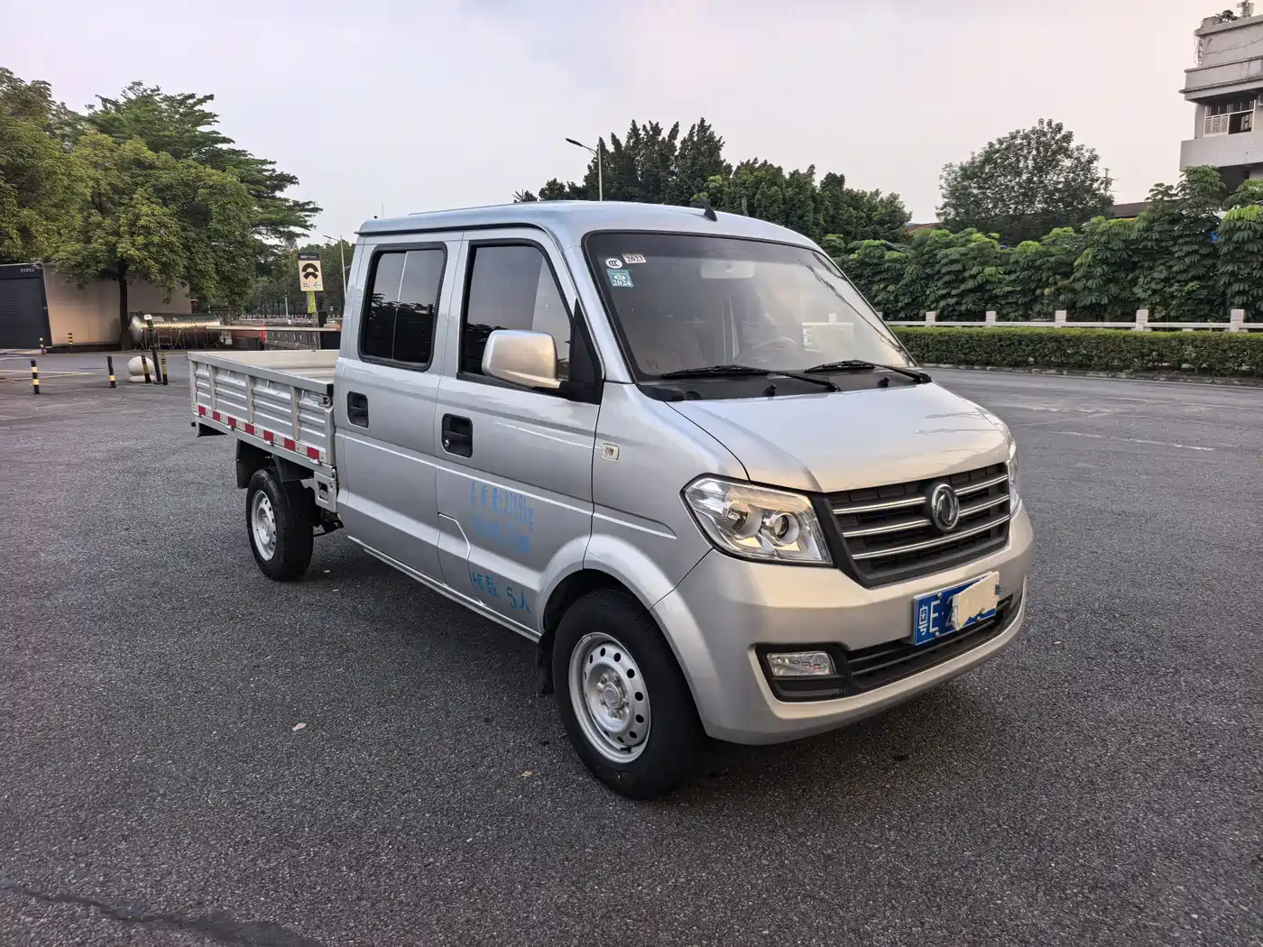 Dongfeng Xiaokang DFSK C32 2022 2020 Model 1.6L Standard SFG16