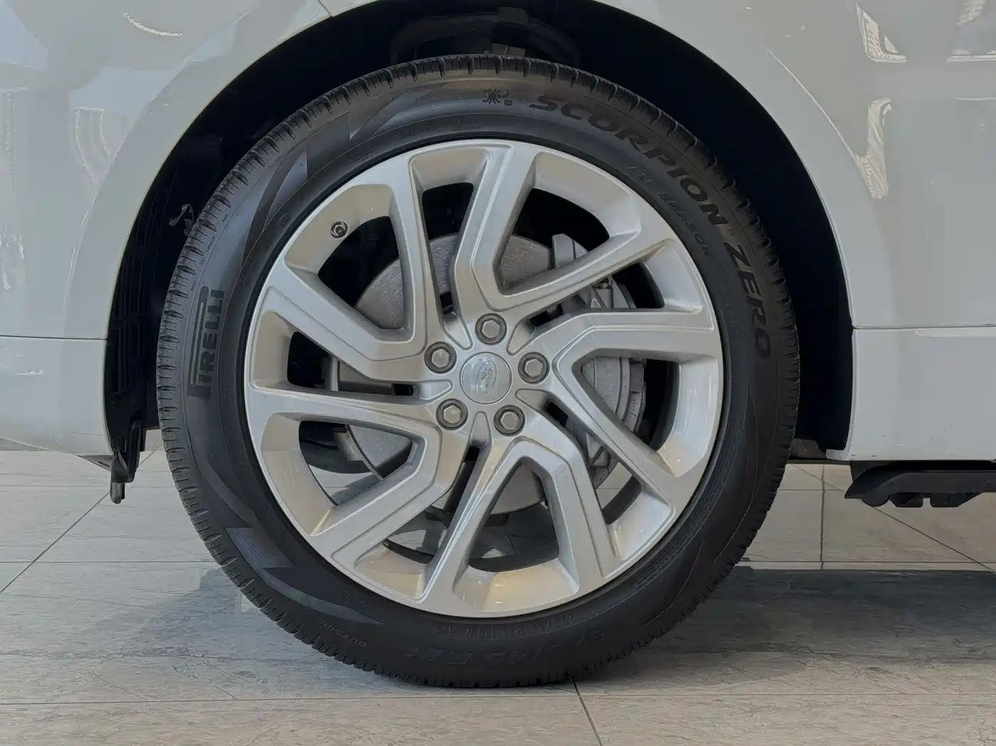 Land Rover Range Rover Sport 2020 3.0 L6 HSE DYNAMIC фото 5