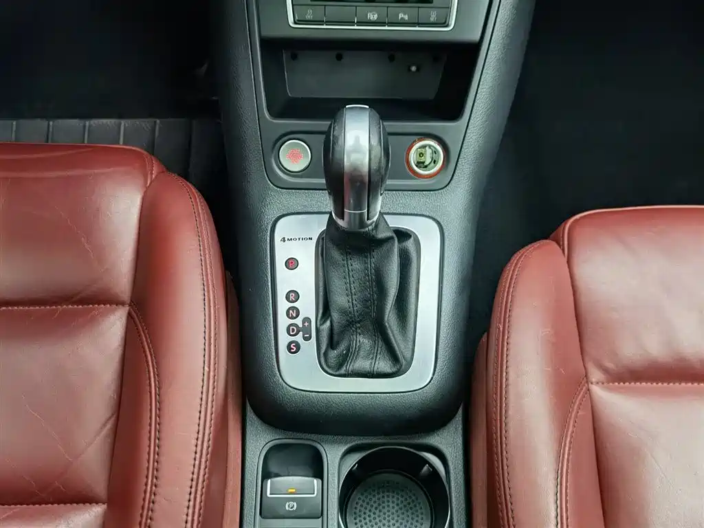 Volkswagen Tiguan 2015 2.0TSI Automatic 4WD Flagship фото 13