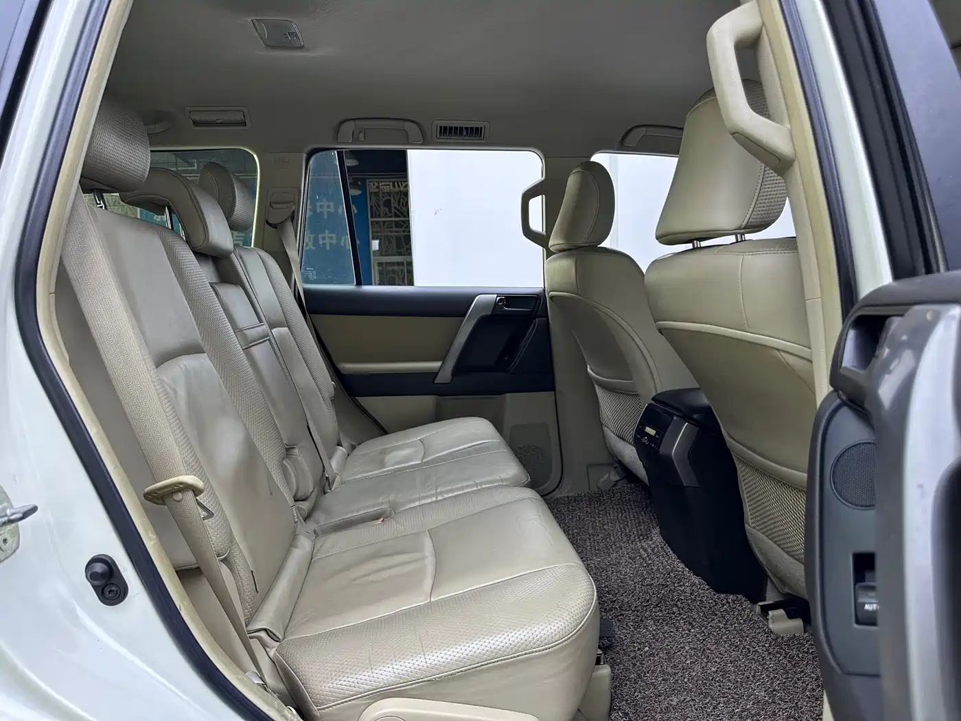 Toyota Prado (Import) 2010 2.7L Auto Luxury фото 12