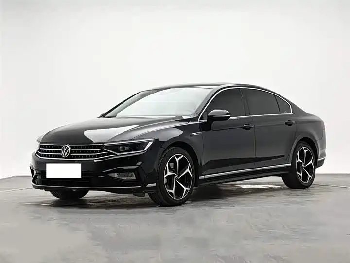 Volkswagen Magotan 2023 Model 2 Million Commemorative Edition 330TSI DSG Luxury