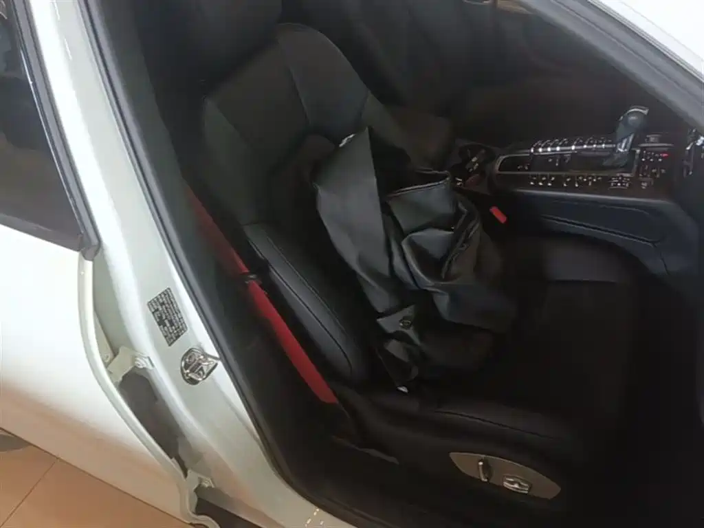 Porsche Macan 2021 Macan 2.0T фото 25