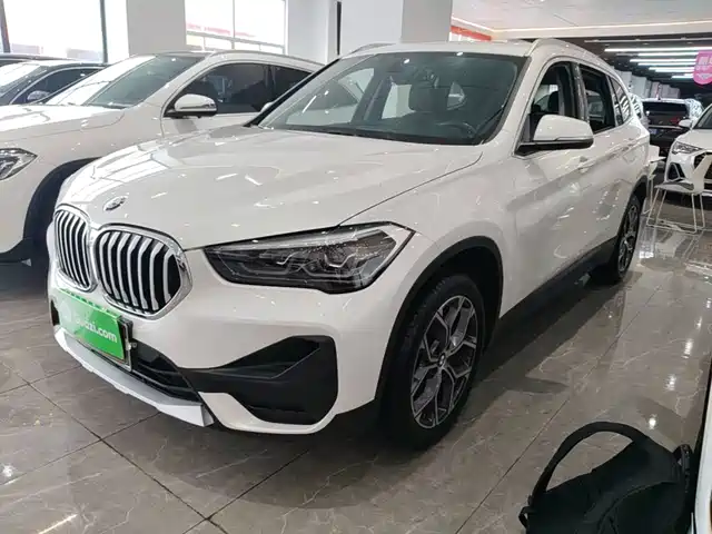 BMW X1 sDrive25Li, Лидер