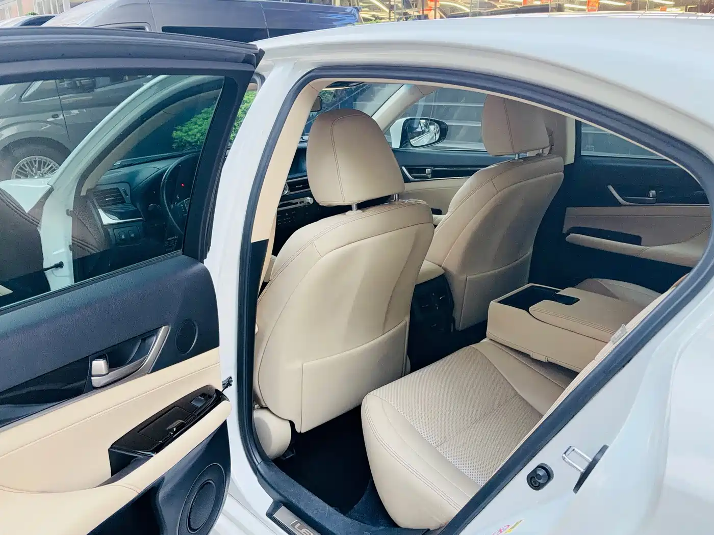 Фото 8 - Lexus GS