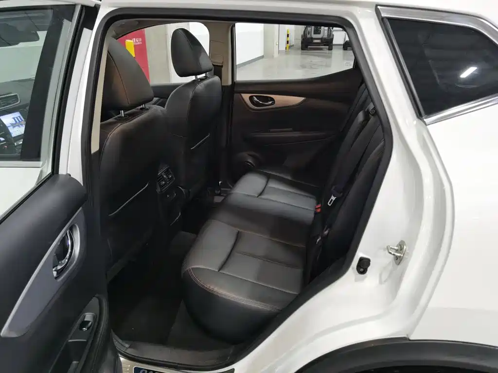 Фото 15 - Nissan Qashqai