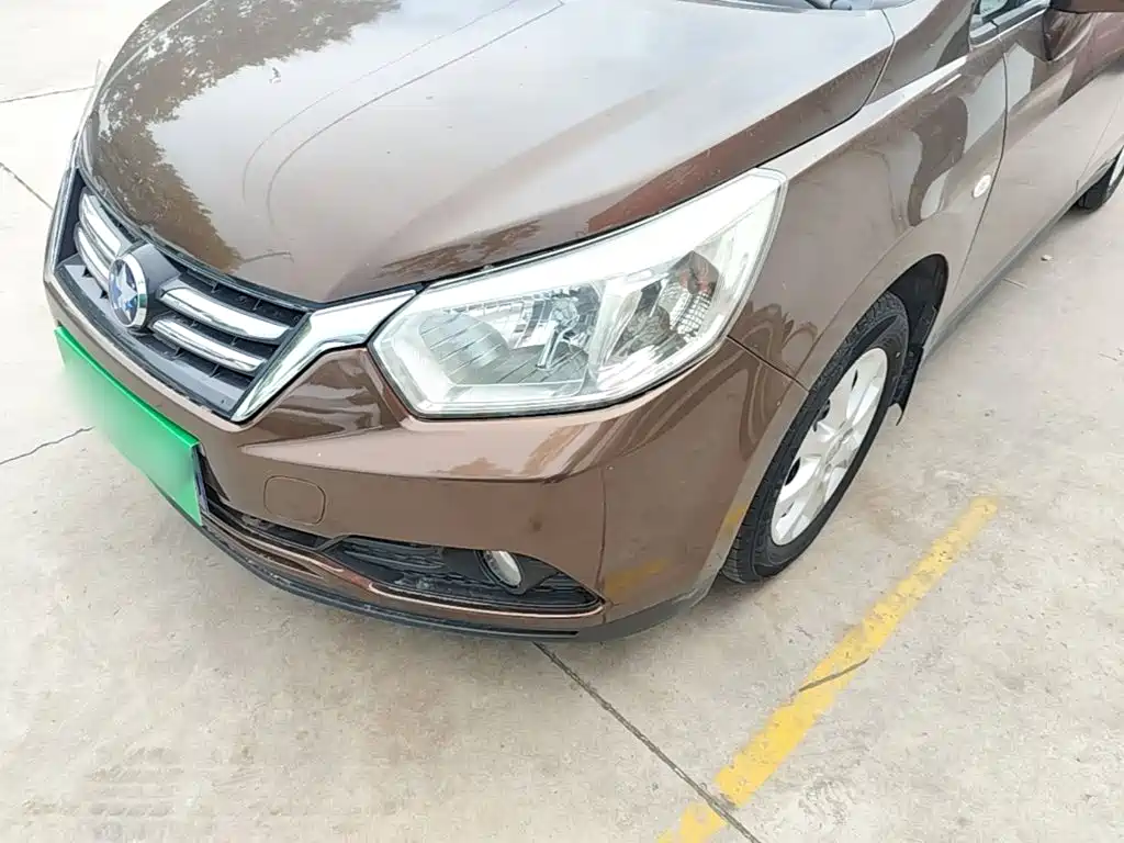 Venucia R50 2016 2016 Model 1.6L Automatic Elite Edition