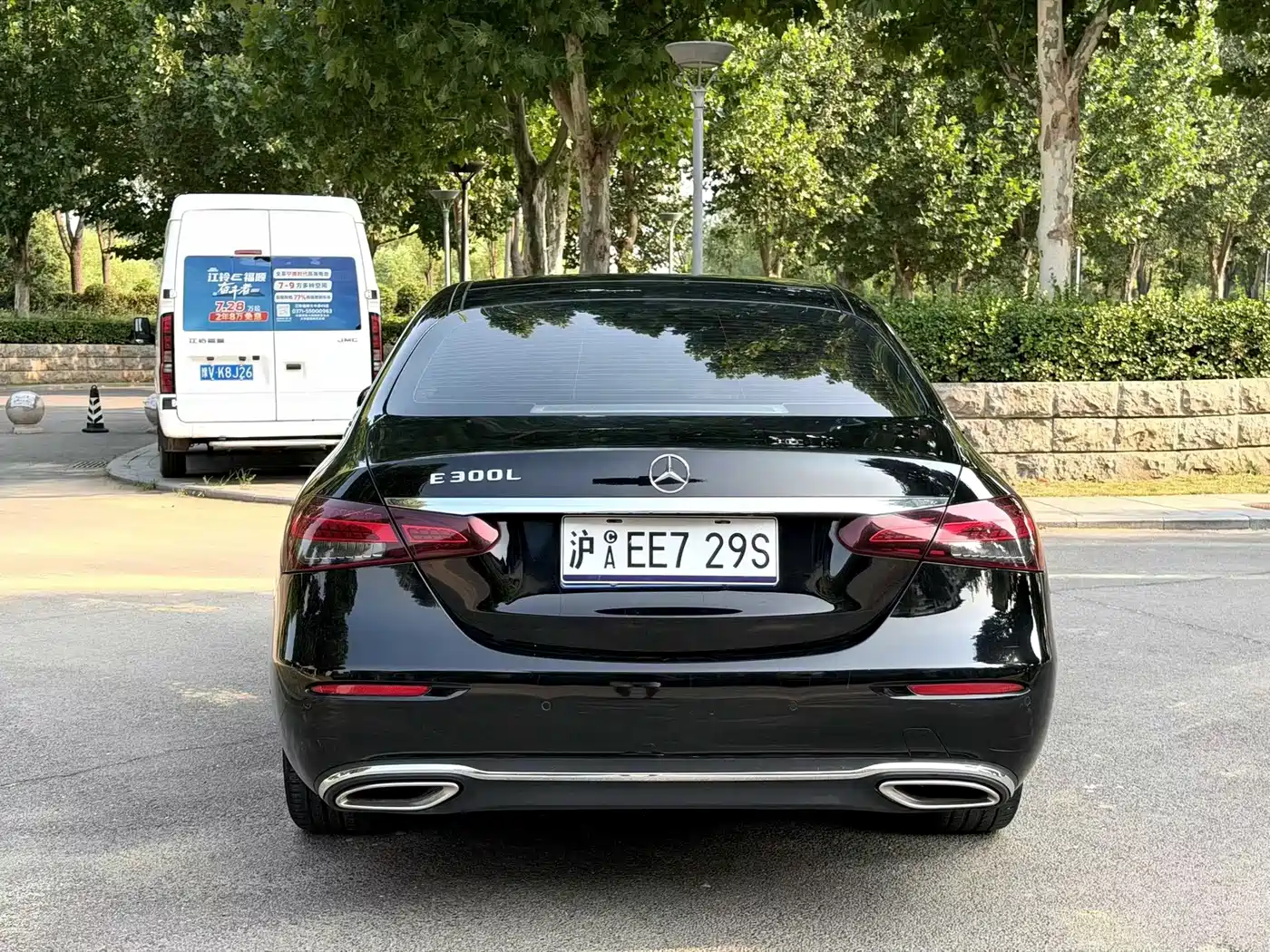 Фото 8 - Mercedes-Benz E-Class