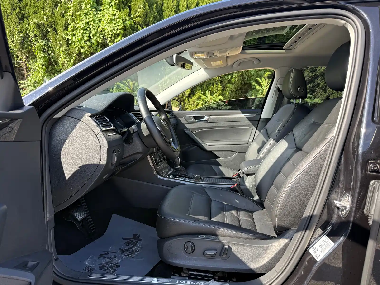 Фото 8 - Volkswagen Passat
