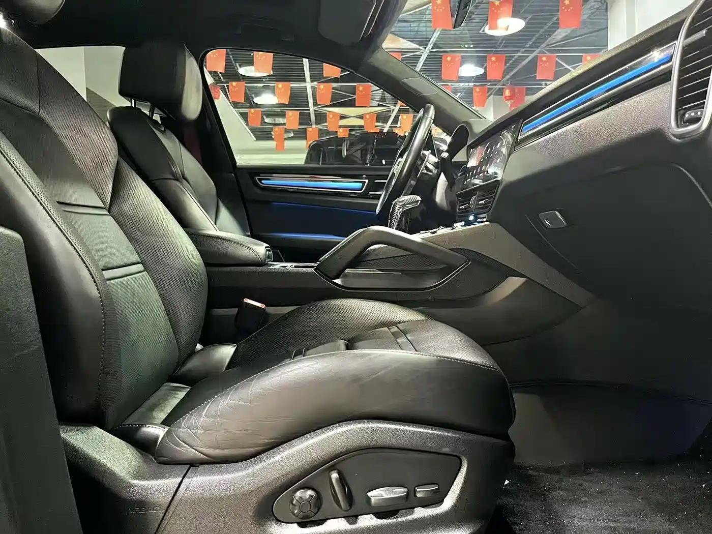 Porsche Cayenne 2022 Cayenne 3.0T Platinum Edition фото 11
